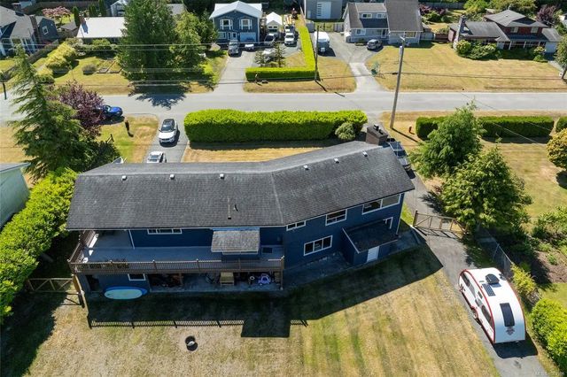2 of 49 - 6095 Beaver Harbour Rd, Port Hardy, BC