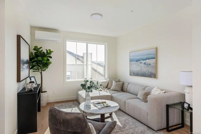 2 of 29 - 3439 Trumpeter St 5, Colwood, BC