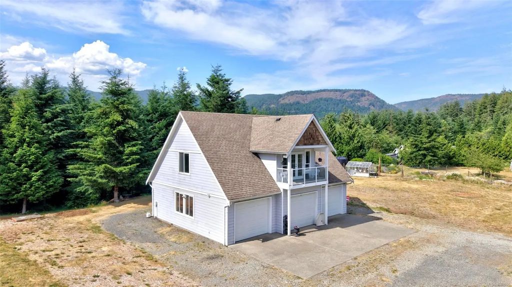 2920 Young Lake Rd, Sooke