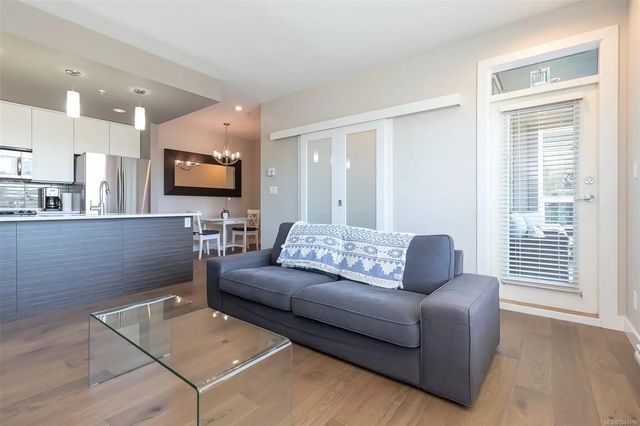 5 of 25 - 1008 Tillicum Rd 203, Esquimalt, BC
