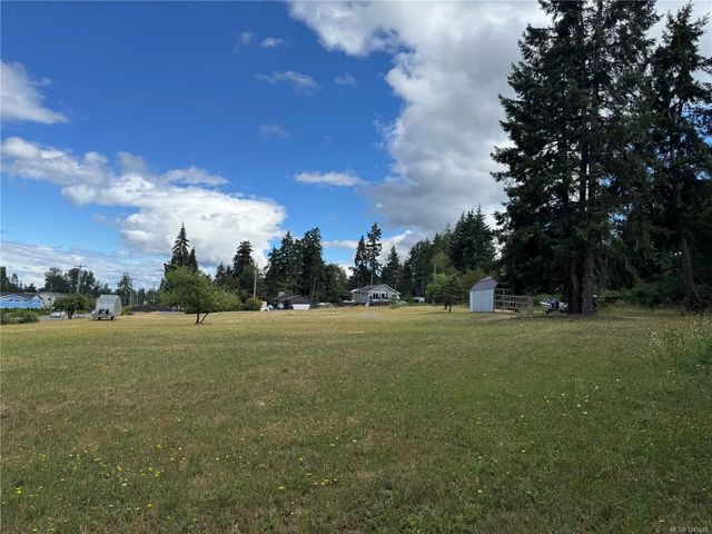 3 of 28 - 3824 Ross Ave, Royston, BC