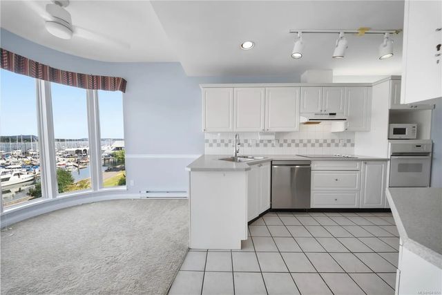 5 of 53 - 566 Stewart Ave 402, Nanaimo, BC