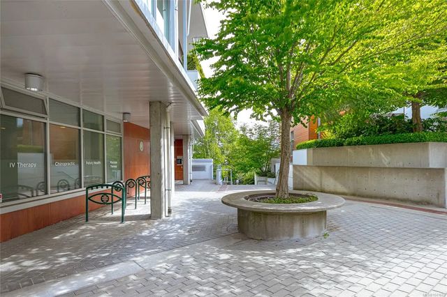 3 of 38 - 391 Tyee Rd 406, Victoria, BC