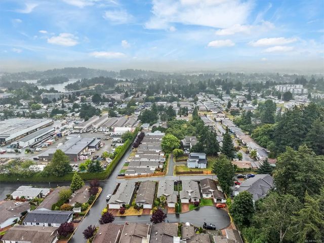 5 of 35 - 84 Wolf Lane, View Royal, BC