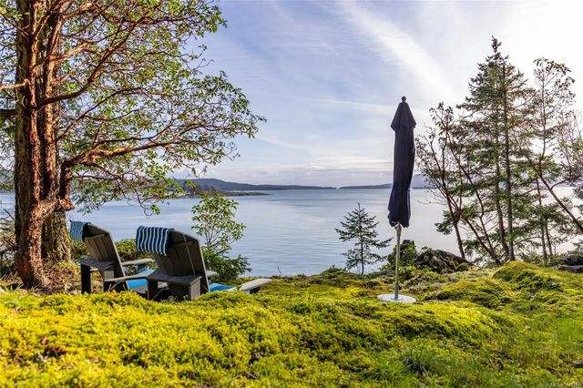 4 of 63 - 4328 Clam Bay Rd, Pender Island, BC