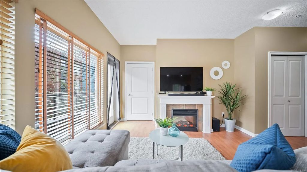 2747 Jacklin Rd 307, Langford