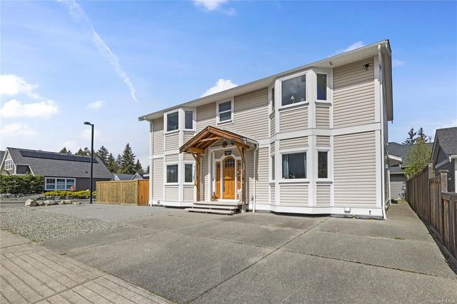 2 of 40 - 787 Stanhope Rd, Parksville, BC