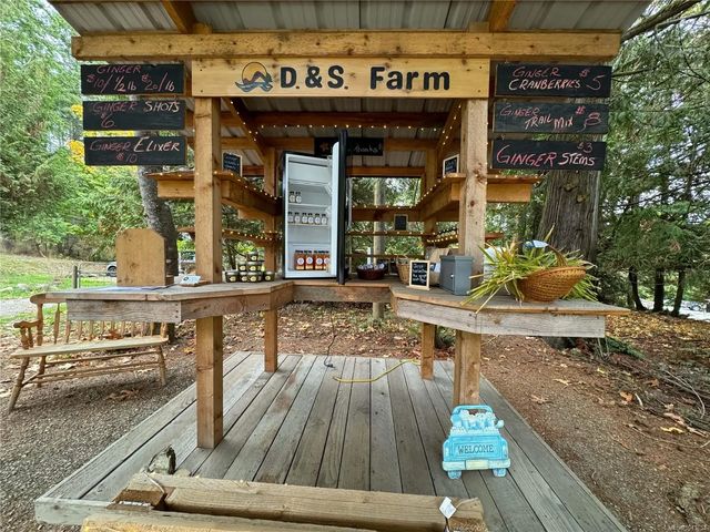 2 of 57 - 378 Rainbow Rd, Salt Spring, BC