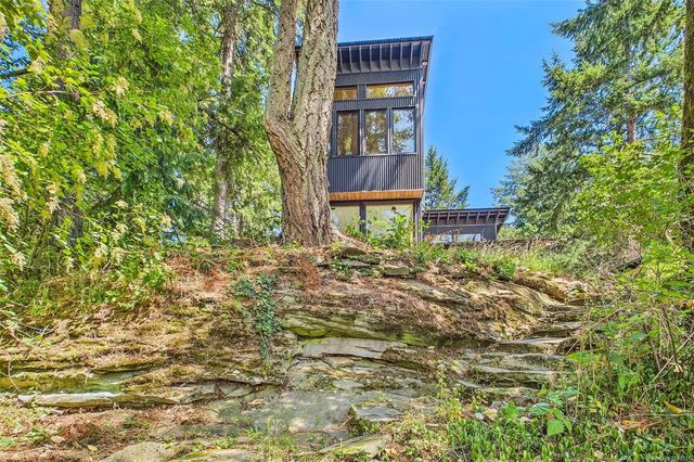 2 of 62 - 182 Colvilleton Trail, Protection Island, BC