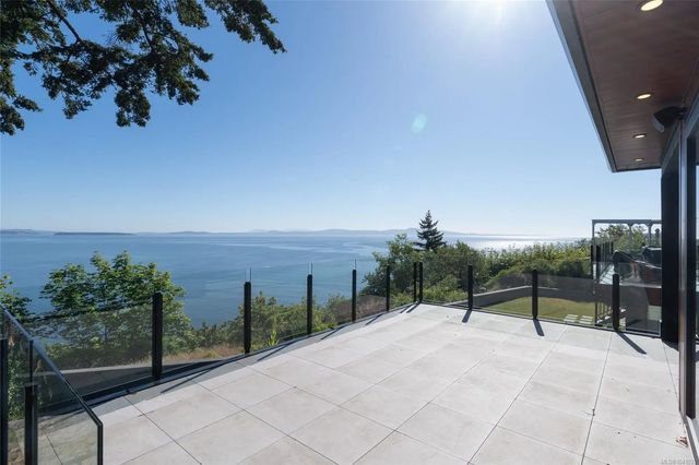 3 of 65 - 4599 Cordova Bay Rd, Saanich, BC