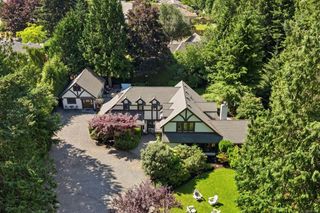 2534 Island Hwy W, Qualicum Beach