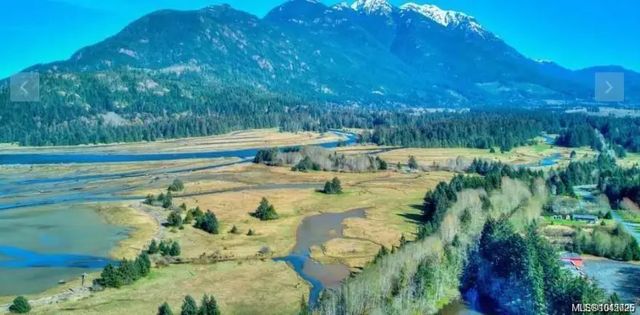 4 of 8 - 400 Macmillan Dr, Sayward, BC