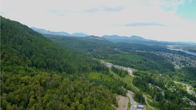 3 of 5 - 443 Thetis Dr, Ladysmith, BC