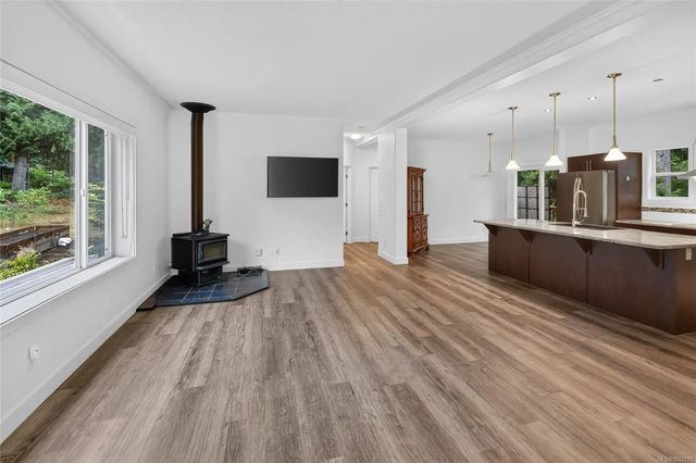4 of 32 - 896 Canso Rd, Gabriola Island, BC