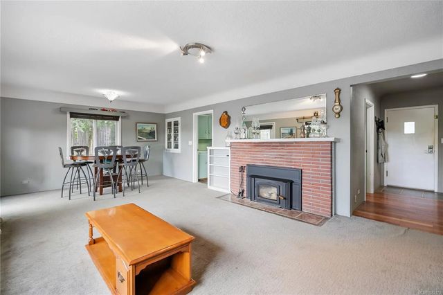 5 of 49 - 4511 Pachena Pl, Saanich, BC