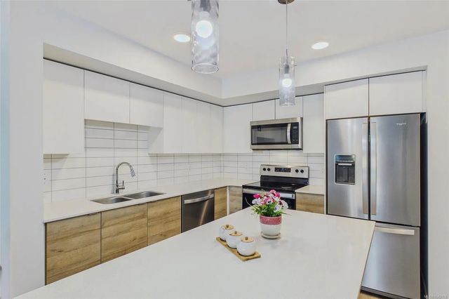 4820 Cedar Ridge Pl 204, Nanaimo