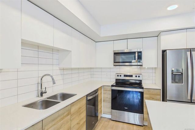 3 of 24 - 4820 Cedar Ridge Pl 204, Nanaimo, BC