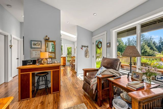 5 of 33 - 1495 Baikie Rd, Denman Island, BC