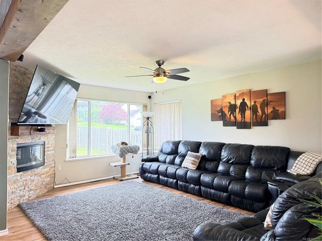 4 of 25 - 2116 Northland Rd, Port McNeill, BC