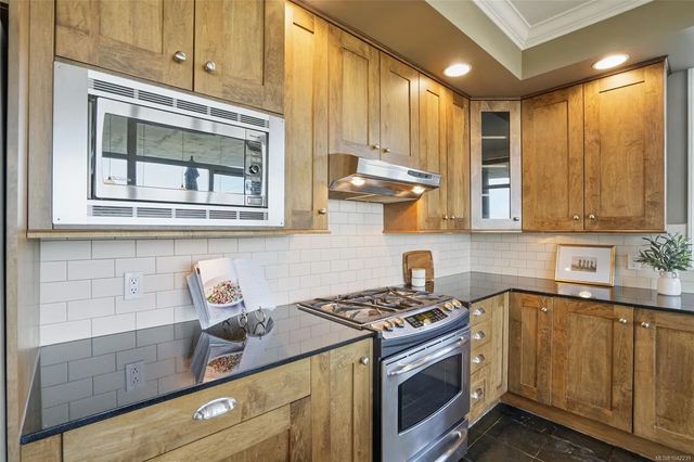 3 of 66 - 225 Rosehill St 201, Nanaimo, BC