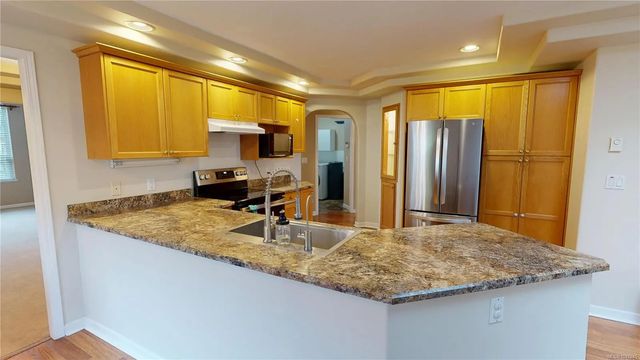 3 of 37 - 1137 Yellowbrick Rd, Parksville, BC