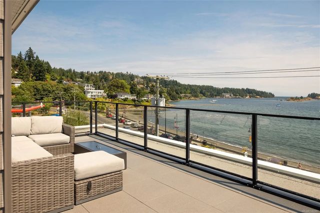 4 of 71 - 2835 Departure Bay Rd 101, Nanaimo, BC