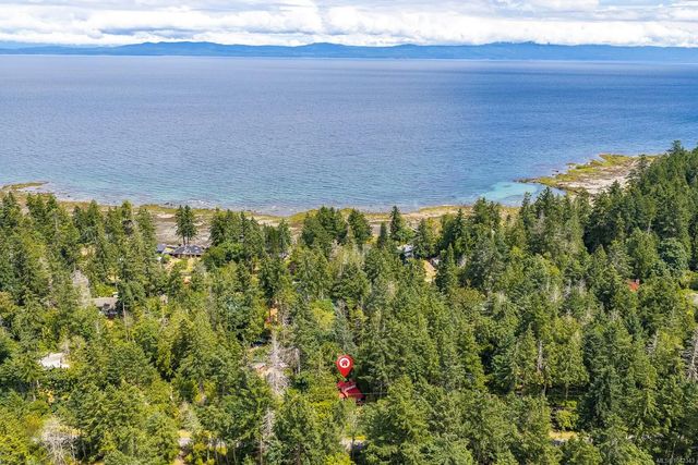 3 of 50 - 3465 Brigantine Cres, Hornby Island, BC