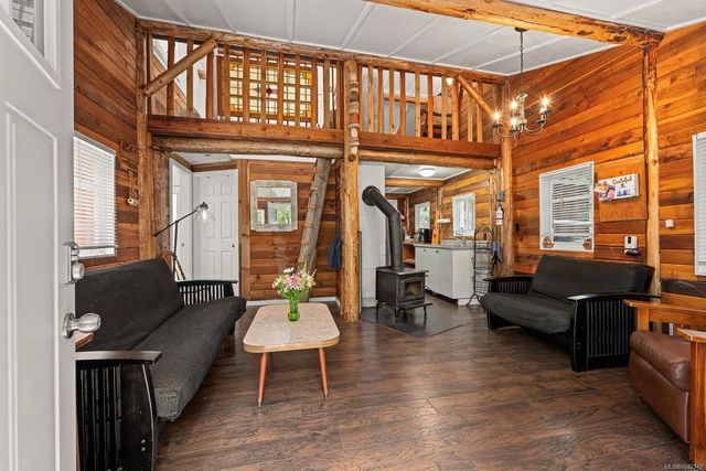 4 of 50 - 3465 Brigantine Cres, Hornby Island, BC