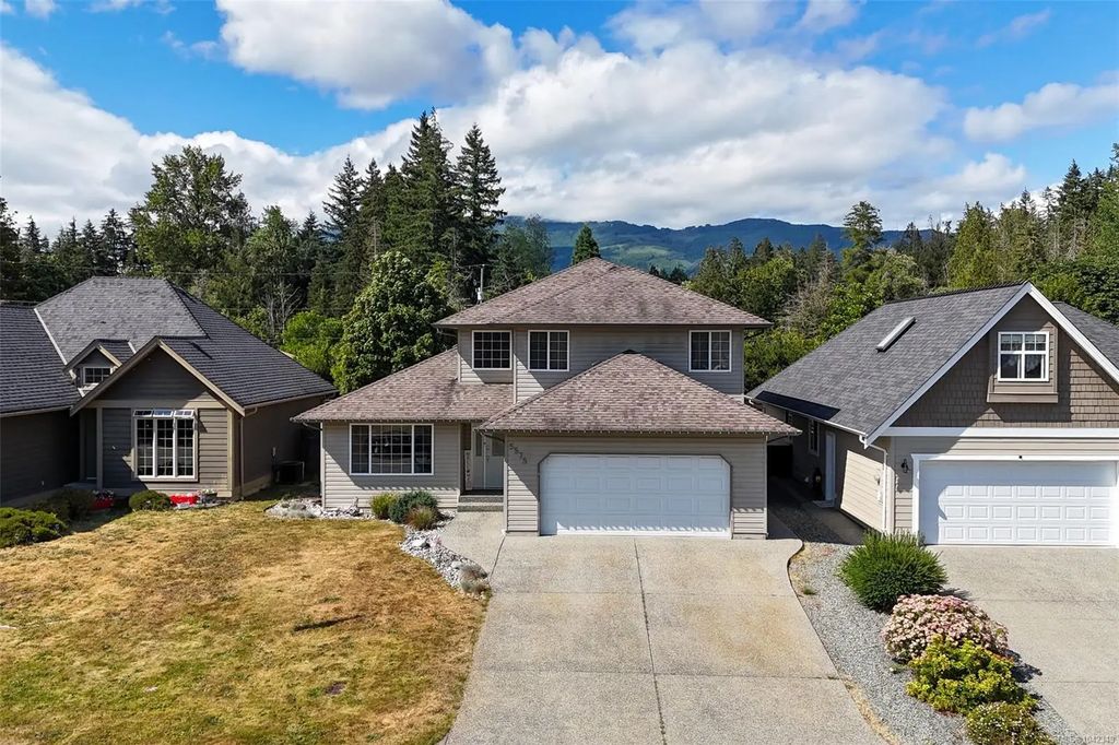 5575 Woodland Cres E, Port Alberni