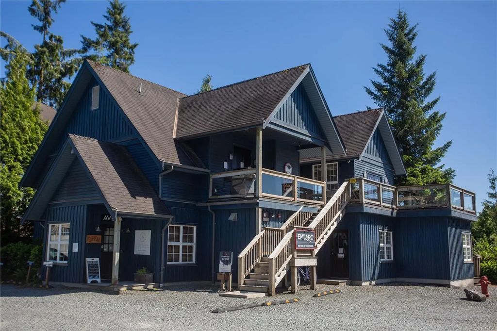 1971 Harbour Cres 1110, Ucluelet