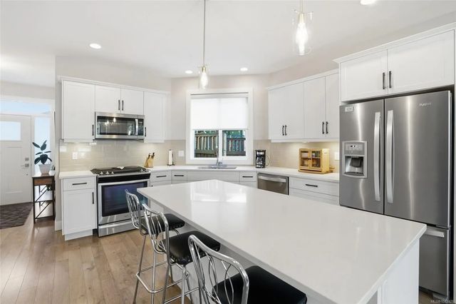4 of 44 - 751 James Pl, Ladysmith, BC