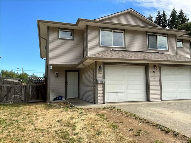 2 of 19 - 677 Otter Rd A, Campbell River, BC