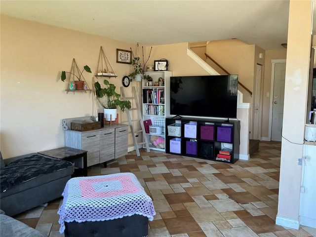4 of 19 - 677 Otter Rd A, Campbell River, BC