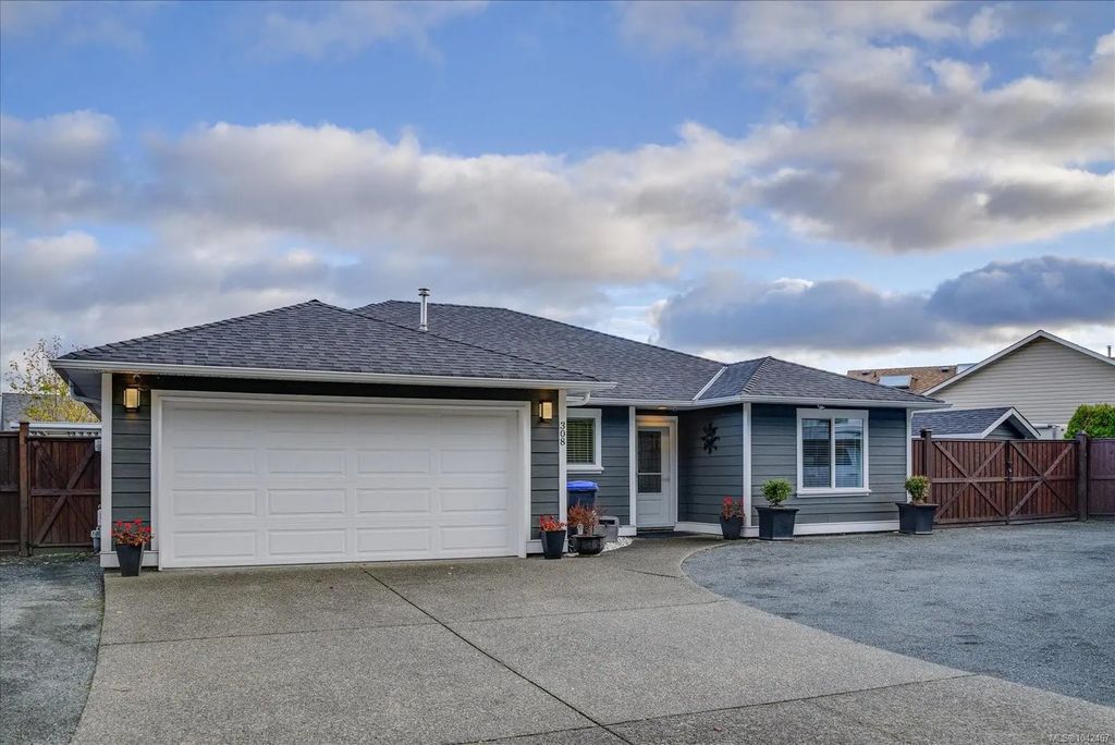 308 Church Rd, Parksville