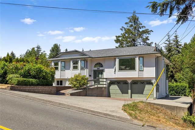 2 of 53 - 580 Ninth St, Nanaimo, BC