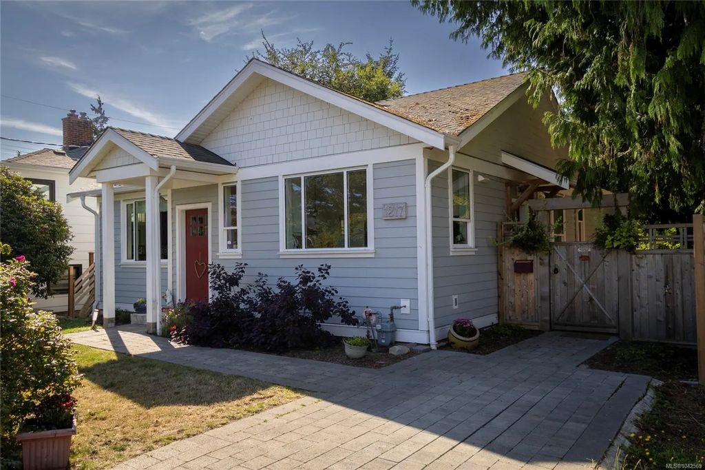 1217 May St, Victoria
