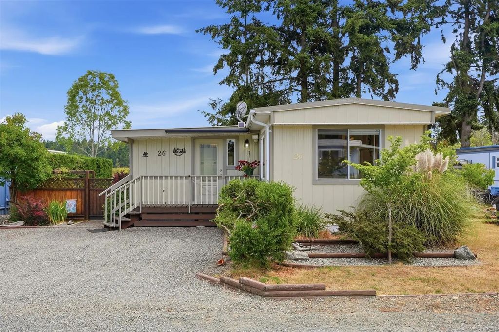 150 Corfield St N 26, Parksville