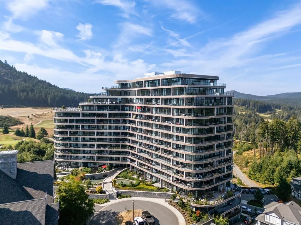 2000 Hannington Rd 705, Langford