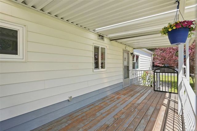 4 of 27 - 1359 Cranberry Ave 105, Nanaimo, BC