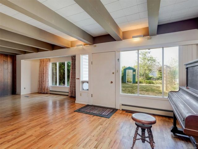4 of 32 - 1232 Richardson St, Victoria, BC