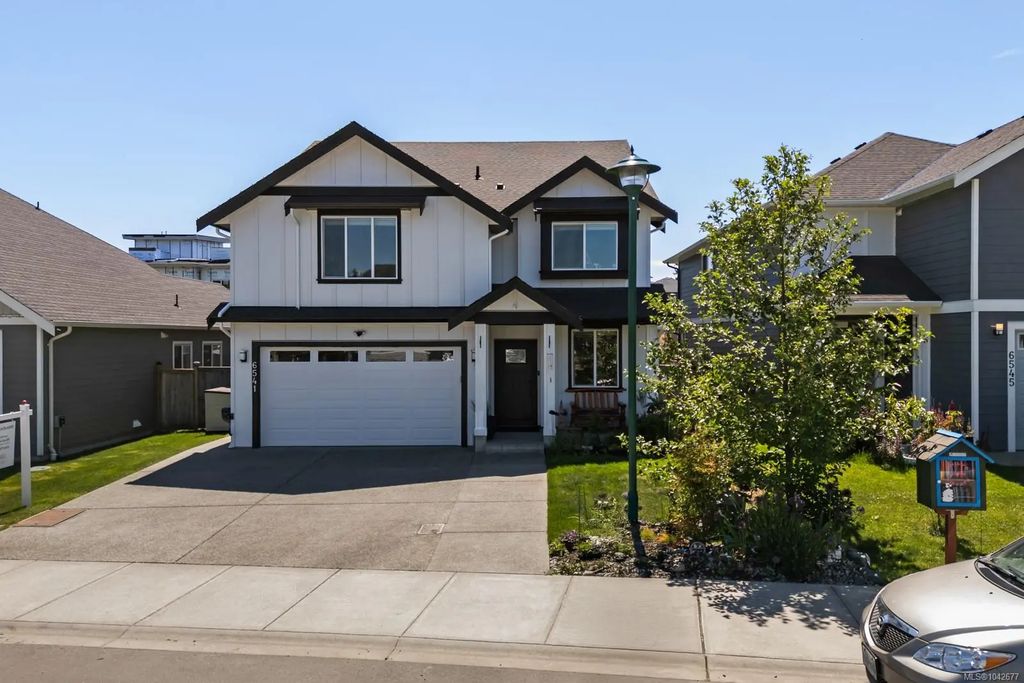 6541 Noblewood Pl, Sooke