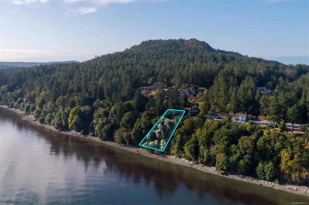 4569 Cordova Bay Rd, Saanich