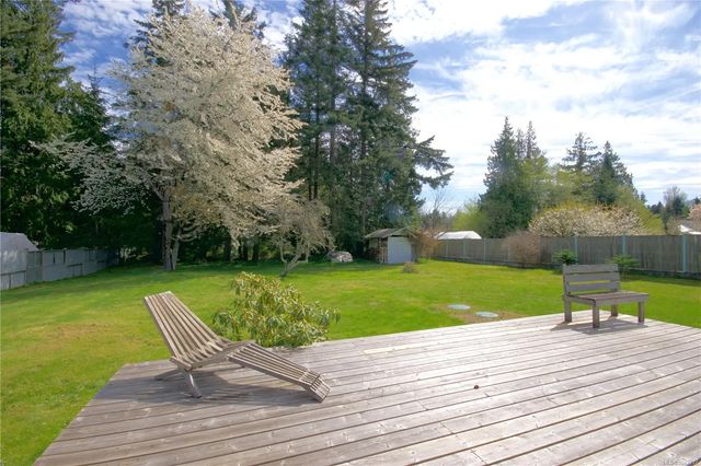 3 of 10 - 603 Johnstone Rd, Parksville, BC