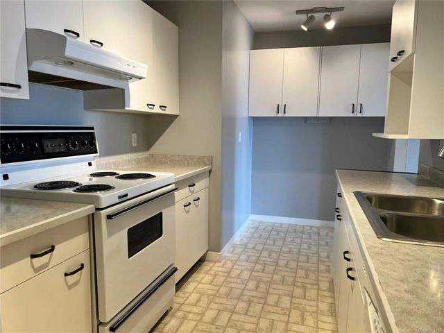 5 of 40 - 9958 Daniel St 202, Chemainus, BC