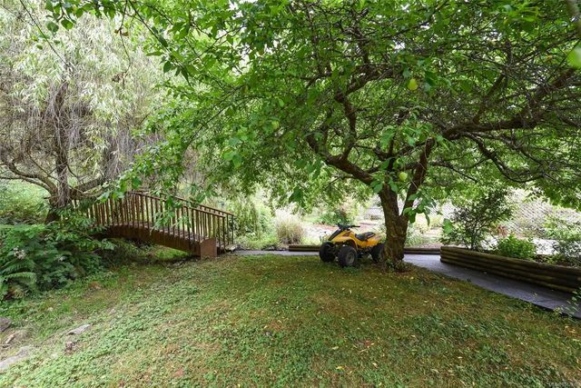 5 of 75 - 6587 Mystery Beach Rd, Fanny Bay, BC