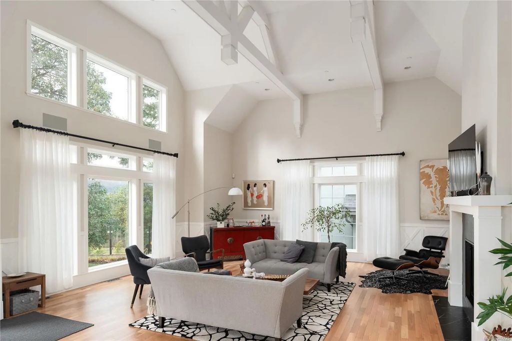 2220 Island Falls Pl, Langford