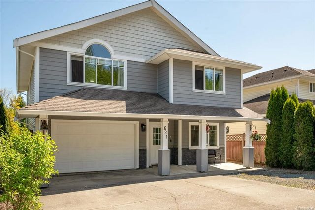 2 of 58 - 621 Oakwood Rd, Ladysmith, BC