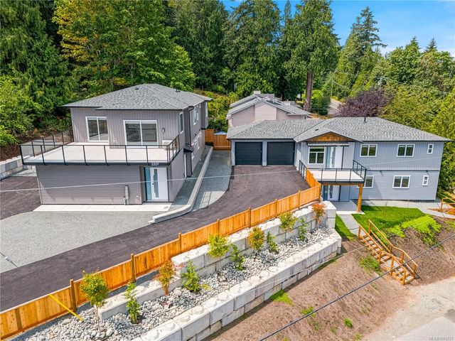 2 of 46 - 5311 Toms Trnabt 101, Nanaimo, BC
