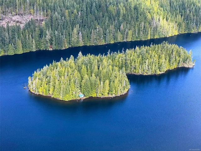 5 of 32 - 0 Hemming Lake, East Thurlow Island, BC