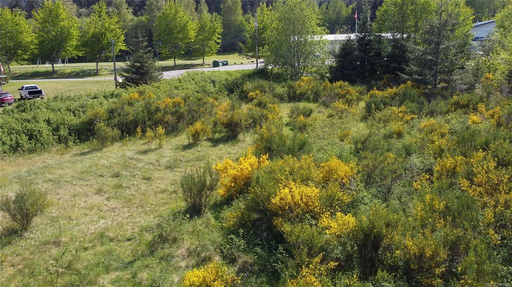 691 Kelsey Way, Sayward